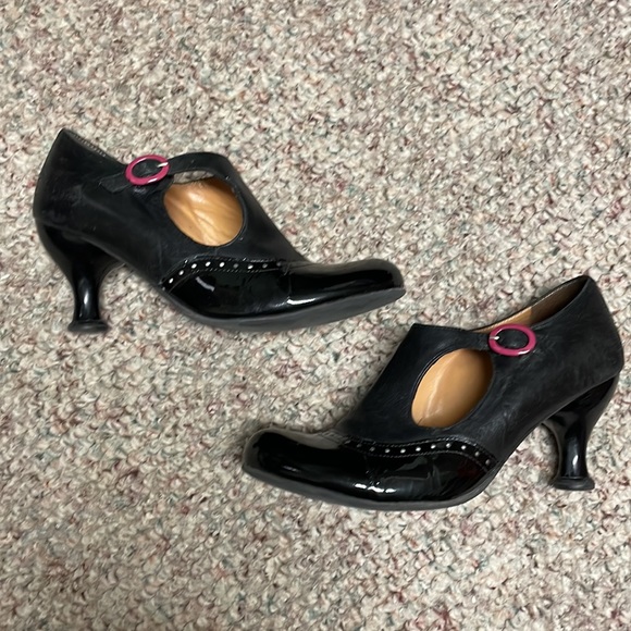 Fluevog shoes - Picture 4 of 12